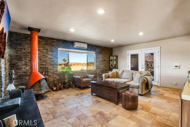 Detail Gallery Image 4 of 33 For 2467 Sand Dr, Landers,  CA 92285 - 3 Beds | 1 Baths