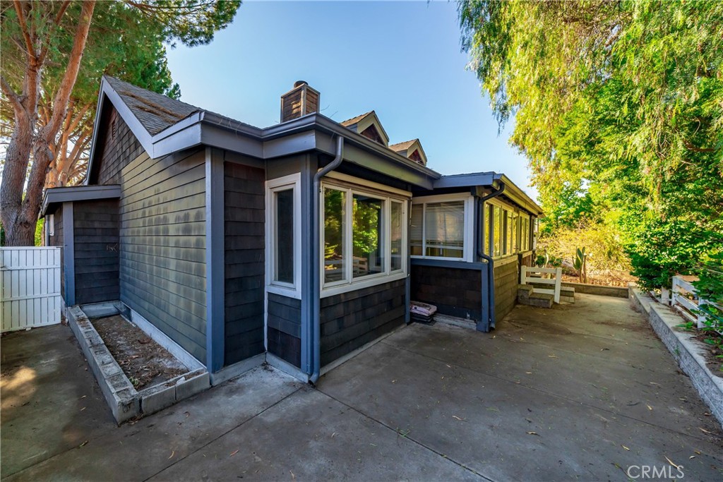 MLS #OC25250415 image #19