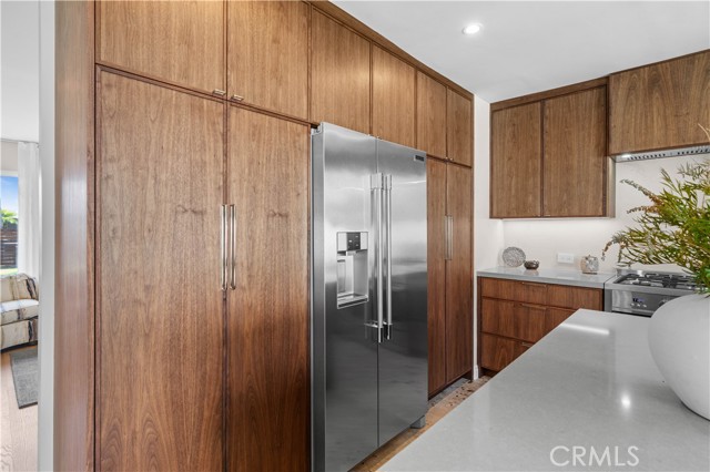 Detail Gallery Image 16 of 40 For 2957 Royal Palm Dr, Costa Mesa,  CA 92626 - 3 Beds | 2 Baths