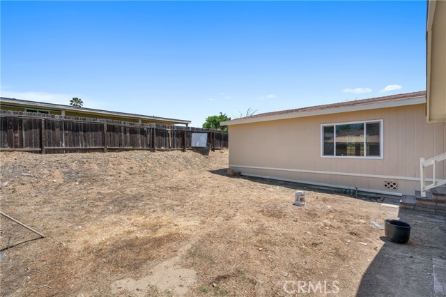 9984 Wrangler Way, Corona CA: https://media.crmls.org/medias/772c7481-2c71-410d-8a58-706736bc3530.jpg