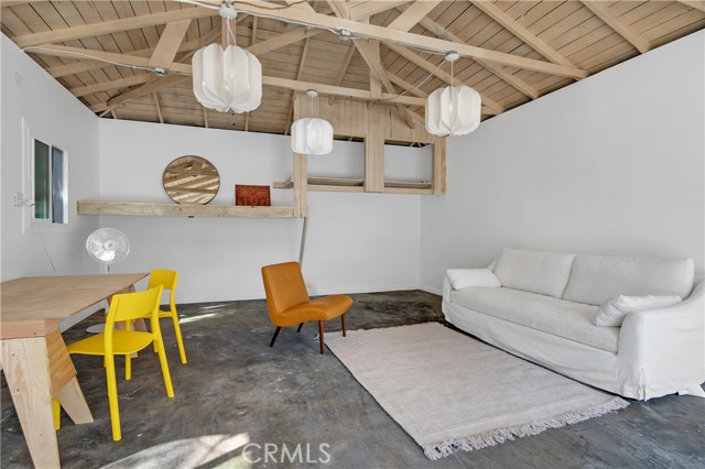 3780 Beethoven Street, Los Angeles CA: https://media.crmls.org/medias/772cbf19-367a-4bc0-820c-de21be2052b2.jpg