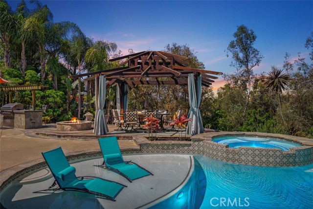 27121 Shenandoah Drive, Laguna Hills CA: https://media.crmls.org/medias/772e0bc5-9223-4791-874c-76d5d5adc1b4.jpg