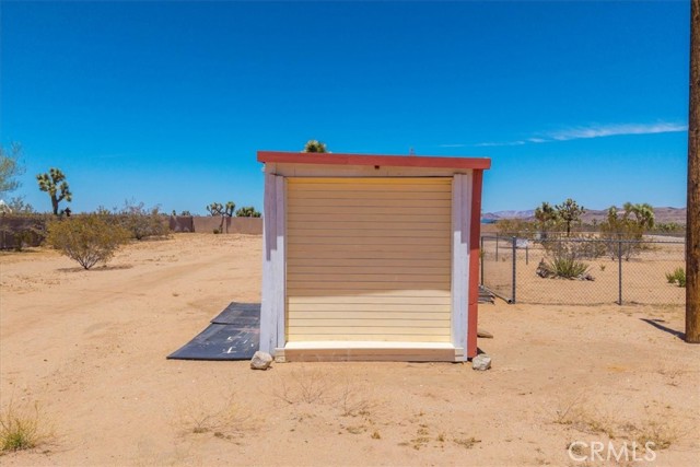 58382 Sunny Sands Drive, Yucca Valley CA: https://media.crmls.org/medias/772e3417-0962-4e66-8591-ca232486e0ff.jpg