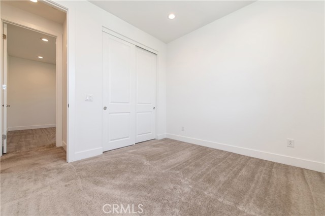 19256 Merryweather Drive, Canyon Country CA: https://media.crmls.org/medias/772e532f-7d47-4cb5-a1c9-fd97ca2d3247.jpg