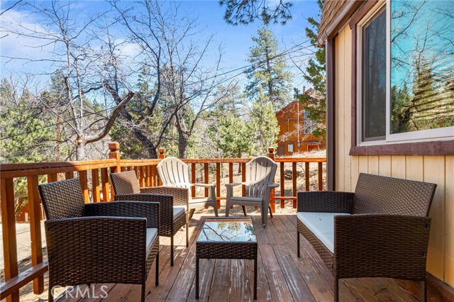 Detail Gallery Image 4 of 44 For 1195 S Minton Ave, Big Bear City,  CA 92314 - 4 Beds | 2 Baths