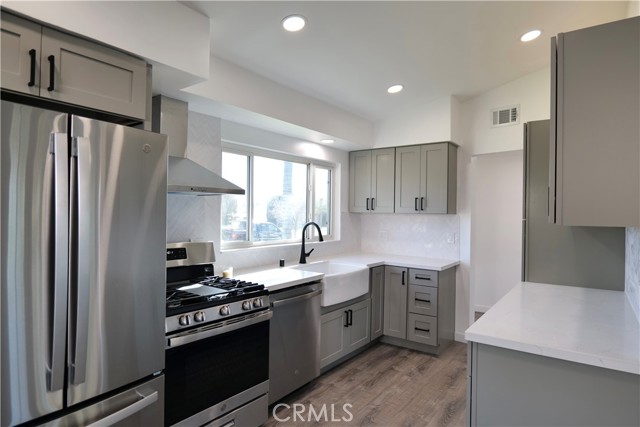 Detail Gallery Image 3 of 27 For 853 N Jasmine, Ontario,  CA 91762 - 3 Beds | 2 Baths