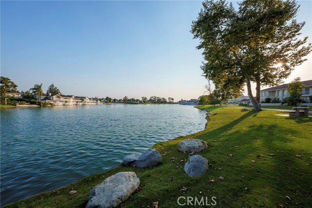 Detail Gallery Image 27 of 31 For 34 Lone #40,  Irvine,  CA 92604 - 2 Beds | 2 Baths