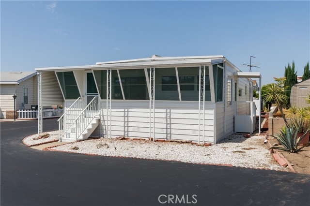 Front Image Thumbnail for CRSW26172204