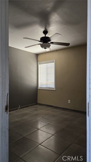 Detail Gallery Image 11 of 19 For 129 E 11th St., Perris,  CA 92570 - 3 Beds | 1 Baths