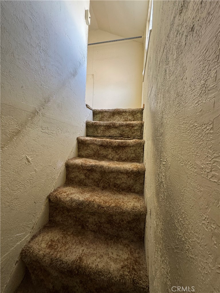 https://media.crmls.org/medias/772f4b3c-ea75-43f3-b8d0-2f0bf6e4bc98.jpg?preset=X-Large