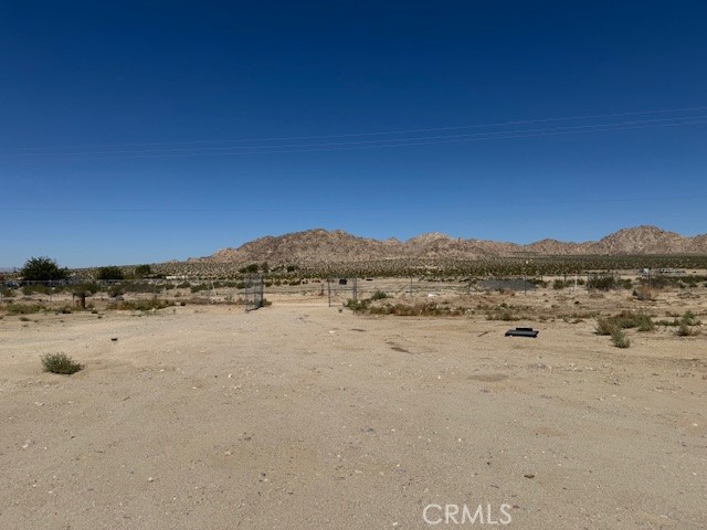 https://media.crmls.org/medias/772f7805-22a2-4e60-bca0-4a03fbafe835.jpg?preset=X-Large