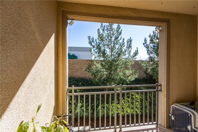 Detail Gallery Image 22 of 44 For 625 Savi Dr #102,  Corona,  CA 92878 - 3 Beds | 3/1 Baths