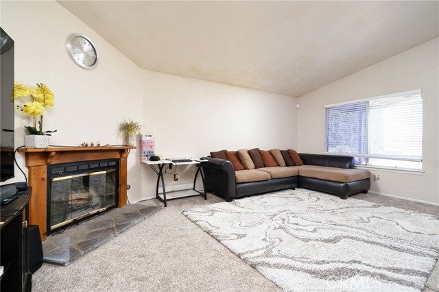 Detail Gallery Image 8 of 49 For 15486 Yates Rd, Victorville,  CA 92395 - 3 Beds | 2 Baths