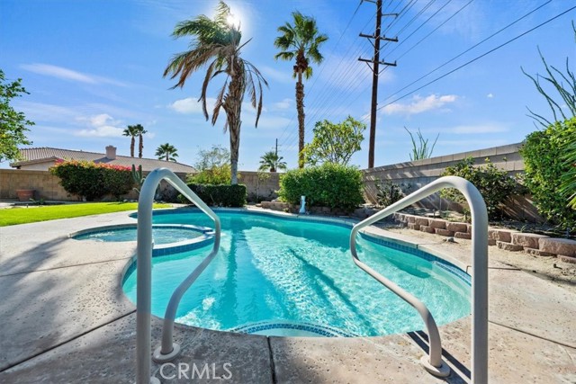 Detail Gallery Image 6 of 49 For 79105 Diane Dr, La Quinta,  CA 92253 - 3 Beds | 2/1 Baths