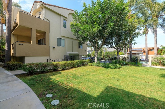 Detail Gallery Image 37 of 43 For 4001 W 165th St #C,  Lawndale,  CA 90260 - 2 Beds | 2/1 Baths