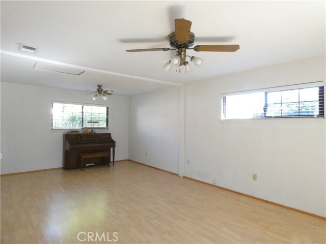 Detail Gallery Image 14 of 20 For 1202 N School, Santa Maria,  CA 93454 - 3 Beds | 2 Baths