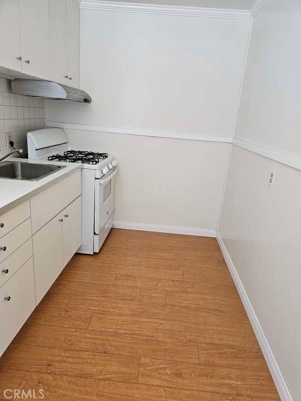 893 N Oakland Avenue, Pasadena, California 91104, ,1 BathroomBathrooms,Residential Lease,For Rent,893 N Oakland Avenue,CRSB25157276