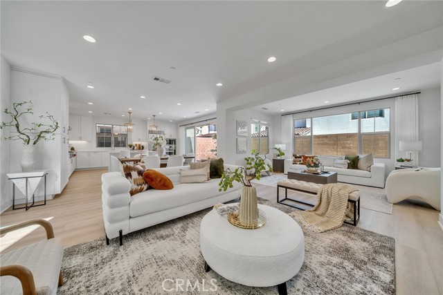 162 Somera, Irvine CA: https://media.crmls.org/medias/7733393a-6e2c-4c8e-bf4c-c514a8cd6583.jpg
