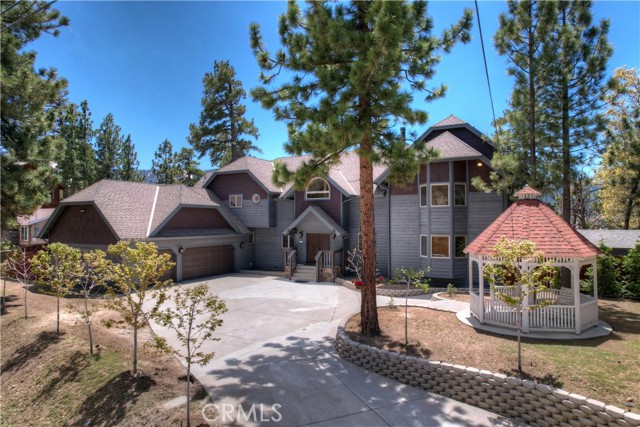 Detail Gallery Image 1 of 71 For 727 Villa Grove Ave, Big Bear City,  CA 92314 - 4 Beds | 4/1 Baths