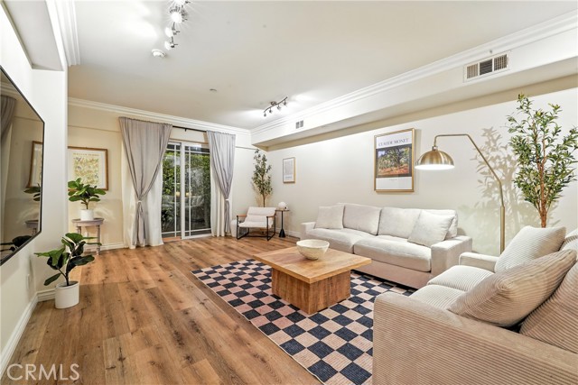 Detail Gallery Image 24 of 53 For 5805 Monterey Rd, Los Angeles,  CA 90042 - 3 Beds | 2/1 Baths