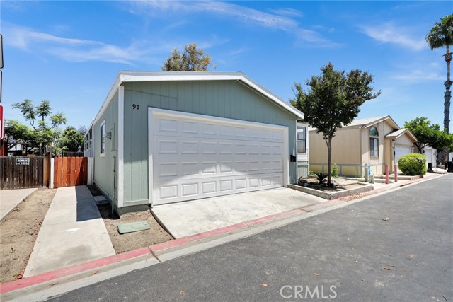 Detail Gallery Image 5 of 41 For 80 E Dawes St #97,  Perris,  CA 92571 - 3 Beds | 2 Baths