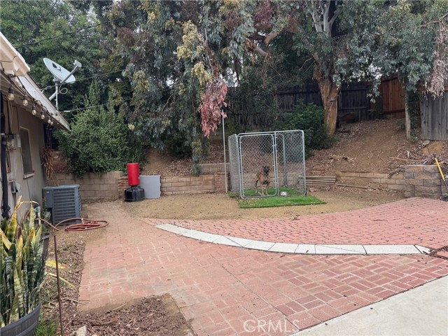 Detail Gallery Image 10 of 12 For 3024 Wendell Way, Riverside,  CA 92507 - 3 Beds | 2 Baths