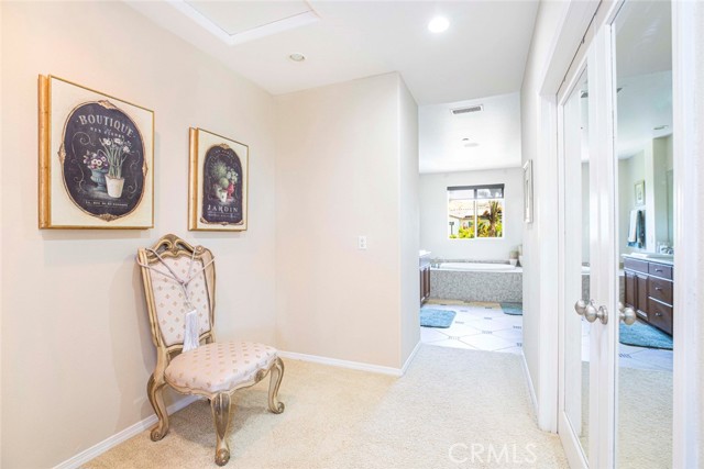 10266 Horsehaven Street, Sun Valley CA: https://media.crmls.org/medias/77350257-9121-4984-91c4-02fd0fc725d8.jpg