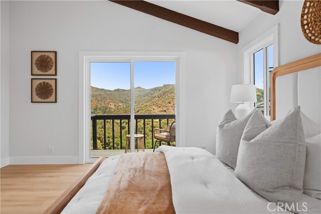 2838 Lambert Drive, Los Angeles CA: https://media.crmls.org/medias/7735725e-f64b-4f86-b840-1319b9e92829.jpg