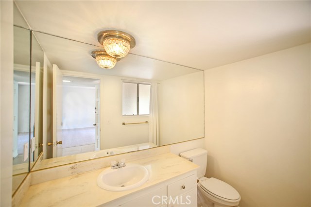 Detail Gallery Image 9 of 24 For 308 E Avenida Cordoba, San Clemente,  CA 92672 - 4 Beds | 2/1 Baths