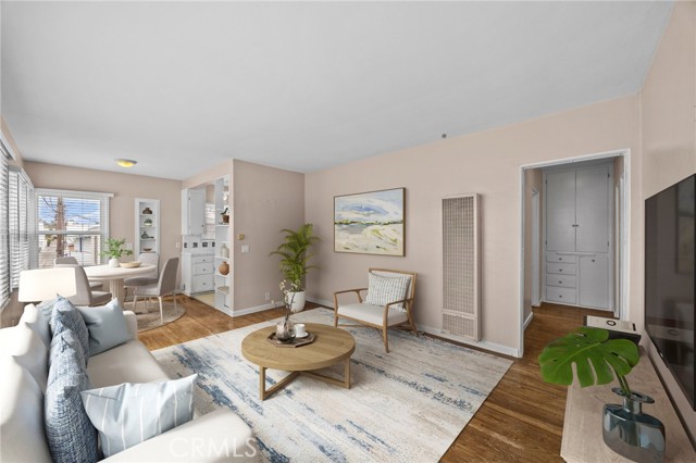Detail Gallery Image 2 of 12 For 4617 E Ocean Bld #5,  Long Beach,  CA 90803 - 1 Beds | 1 Baths