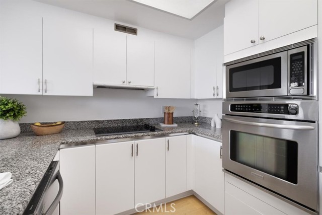 Detail Gallery Image 20 of 51 For 850 E Ocean Bld #602,  Long Beach,  CA 90802 - 2 Beds | 2 Baths