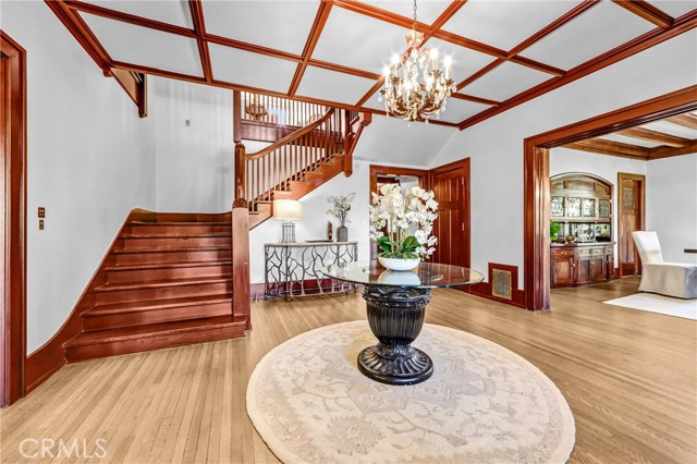 1215 Wentworth, Pasadena CA: https://media.crmls.org/medias/77376b89-3393-4945-b0c6-07b788d704c7.jpg