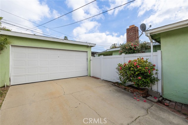 1318 Helberta Avenue, Redondo Beach, California 90277, 4 Bedrooms Bedrooms, ,2 BathroomsBathrooms,Residential,Sold,Helberta,SB24010271