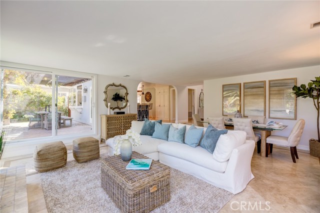 7 Ponderosa Lane, Rolling Hills Estates, California 90274, 5 Bedrooms Bedrooms, ,2 BathroomsBathrooms,Residential,Sold,Ponderosa,PV21223898