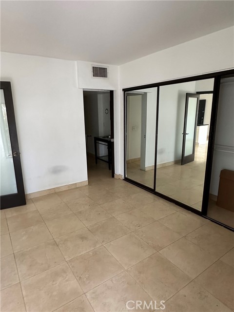 Detail Gallery Image 10 of 13 For 3949 Los Feliz Bld #301,  Los Angeles,  CA 90027 - 1 Beds | 1 Baths