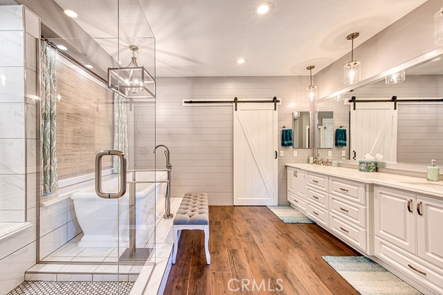 5 Kennedy Court, Coto de Caza CA: https://media.crmls.org/medias/77397432-af6d-4b50-8362-8cf418b3d08d.jpg