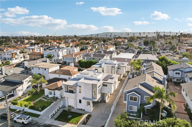 Detail Gallery Image 48 of 52 For 1914 Belmont Ln a,  Redondo Beach,  CA 90278 - 4 Beds | 3/1 Baths