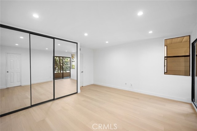 Detail Gallery Image 20 of 33 For 350 W Loraine St #101,  Glendale,  CA 91202 - 2 Beds | 2 Baths