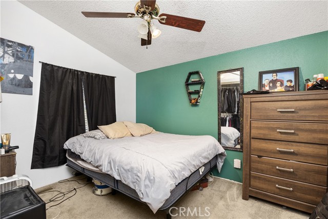 1721 E Colton Avenue, Redlands CA: https://media.crmls.org/medias/773ad7fa-993f-4a41-a90a-2a52f4e89198.jpg