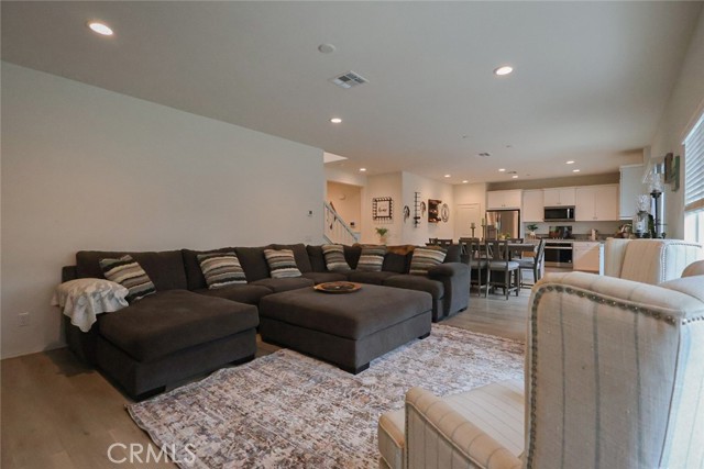 Detail Gallery Image 9 of 51 For 24155 Dusty Trail, Menifee,  CA 92587 - 4 Beds | 3/1 Baths