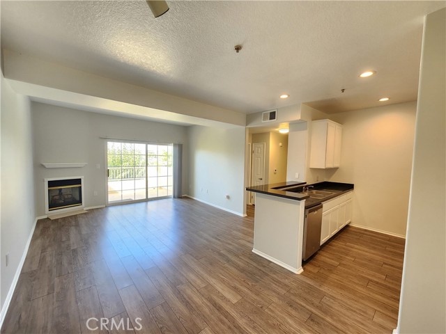 Detail Gallery Image 8 of 20 For 1215 E San Antonio Dr, Long Beach,  CA 90807 - 3 Beds | 2 Baths