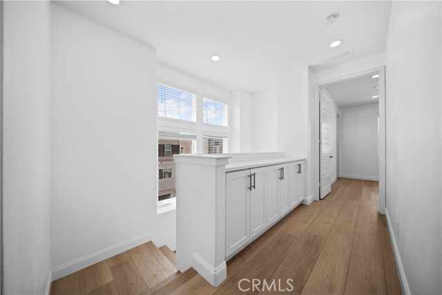 9570 Bluewater Place, Rancho Cucamonga CA: https://media.crmls.org/medias/773c3bf9-86e9-4758-9ec8-9403a0340a12.jpg