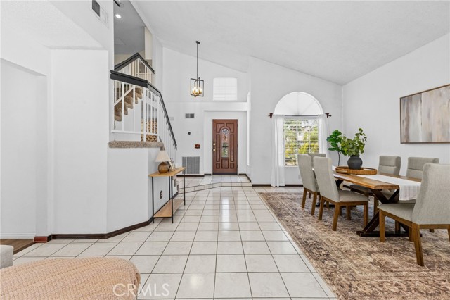 589 S Sutter Avenue, San Bernardino CA: https://media.crmls.org/medias/773c9b88-10dd-483b-aaa6-1fa8433b5d15.jpg