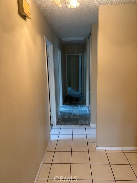 Detail Gallery Image 6 of 13 For 8960 Delano, Riverside,  CA 92503 - 4 Beds | 2 Baths