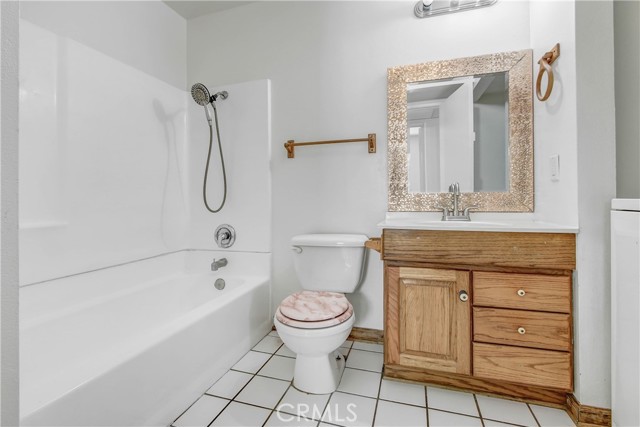 Detail Gallery Image 21 of 26 For 18120 Sundowner Way #1123,  Canyon Country,  CA 91387 - 3 Beds | 2 Baths