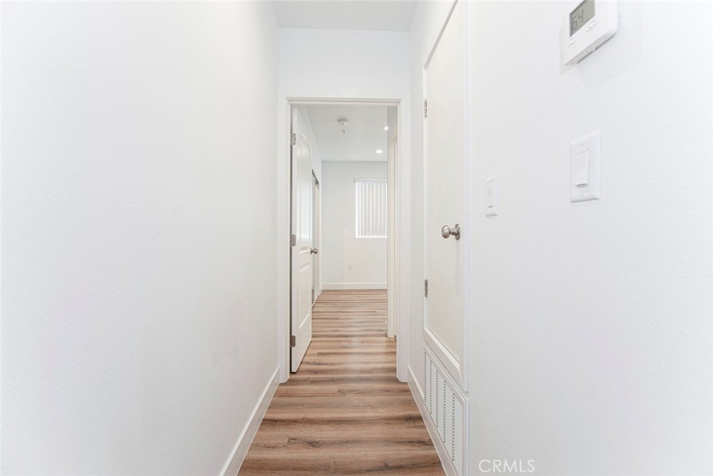 https://media.crmls.org/medias/773dd40a-6563-49d8-9ef2-bd5477271b40.jpg?preset=X-Large