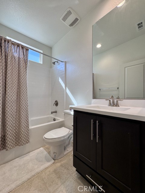 38572 Rosegate Place, Murrieta CA: https://media.crmls.org/medias/773e59a6-6110-480f-abec-2d5eb08929f6.jpg