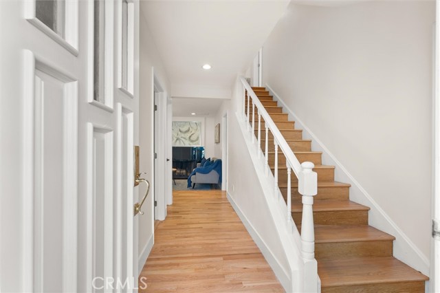 16914 Flanders, Granada Hills CA: https://media.crmls.org/medias/773ea83f-7d0a-436e-b1a7-5b73fb8e63fa.jpg