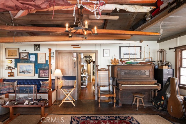 Detail Gallery Image 5 of 17 For 1207 N Bay Front, Newport Beach,  CA 92662 - 2 Beds | 2 Baths