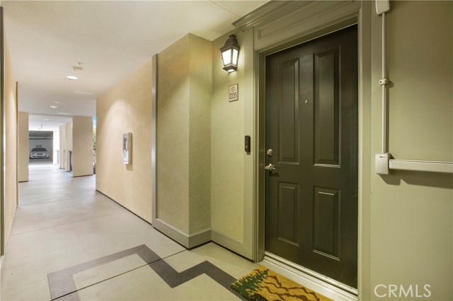 Detail Gallery Image 2 of 30 For 2235 Watermarke, Irvine,  CA 92612 - 1 Beds | 1 Baths